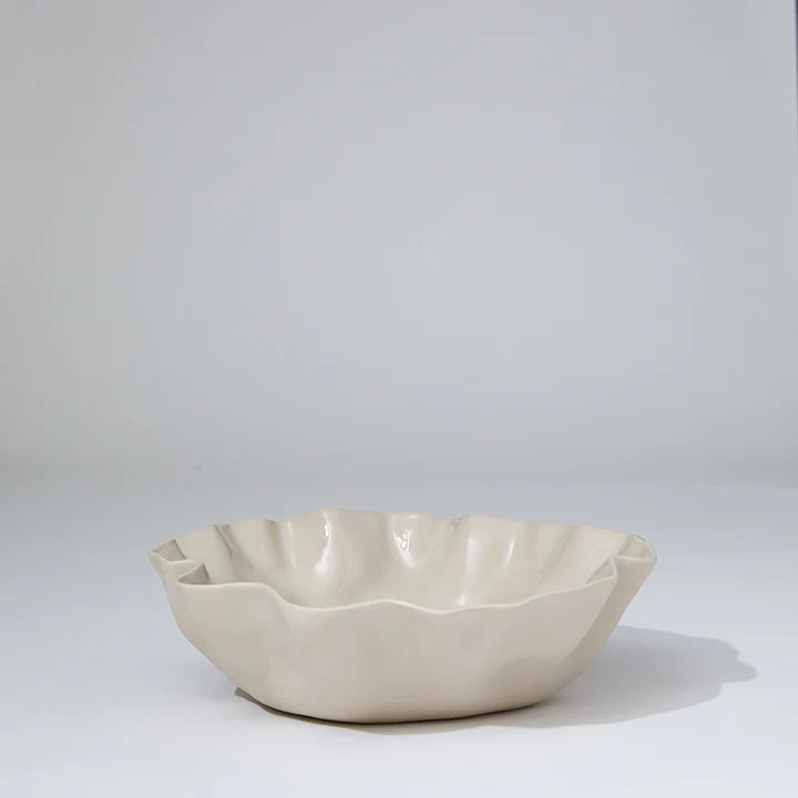 Ruffle Bowl (L)